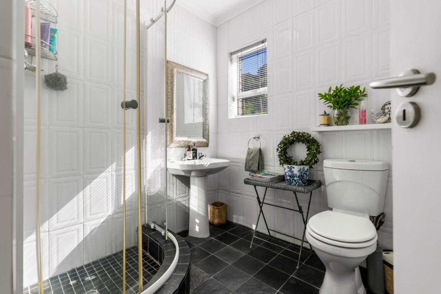 3 Bedroom Property for Sale in Helgarda Estate Western Cape